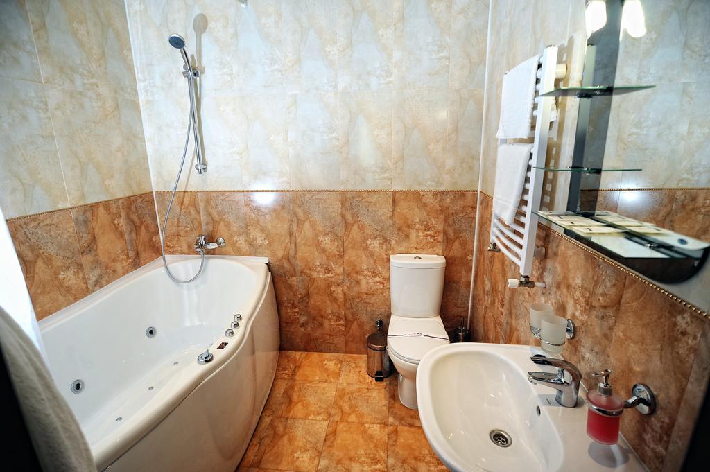 Срібний Водограй Hotel Polyana  Bilik gambar